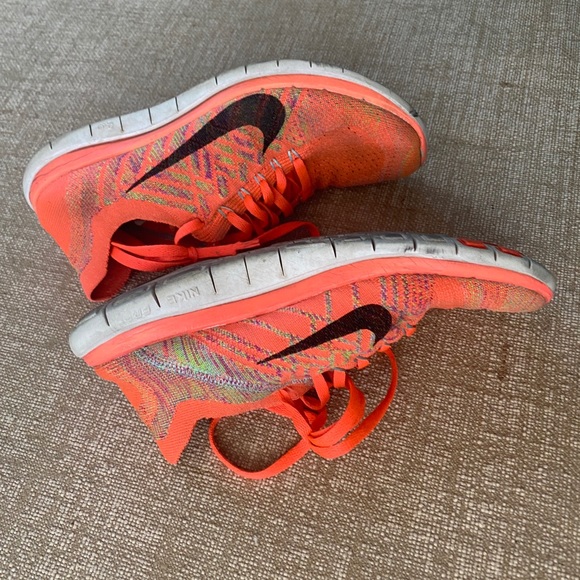 Nike hot pink flex sneakers 7 - Picture 5 of 6